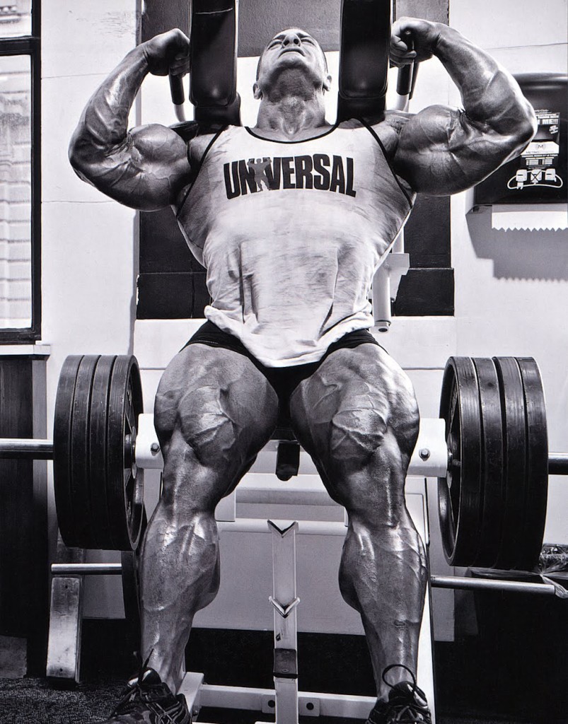 Evan Centopani has some massive quads.